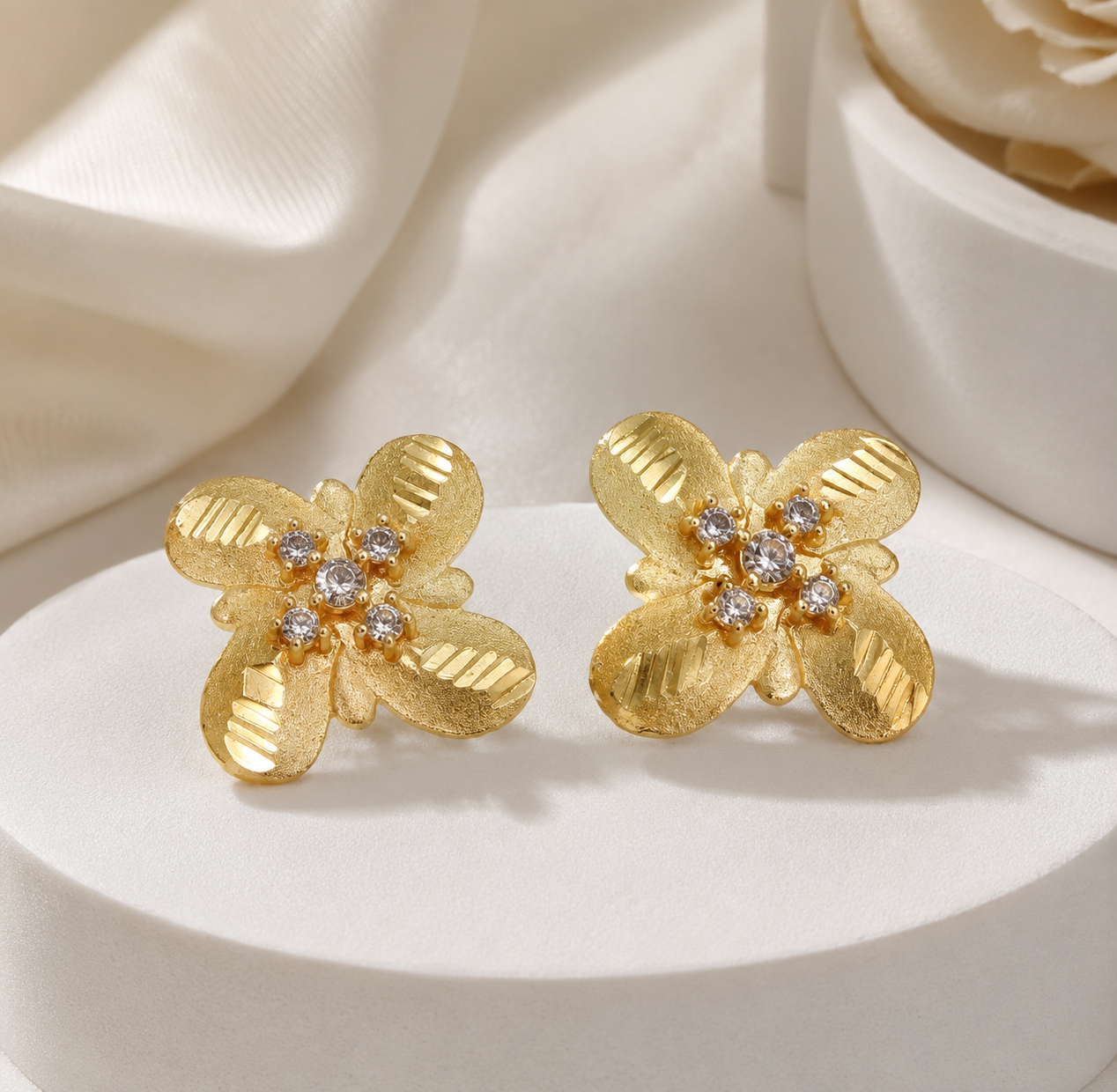 Earrings 015