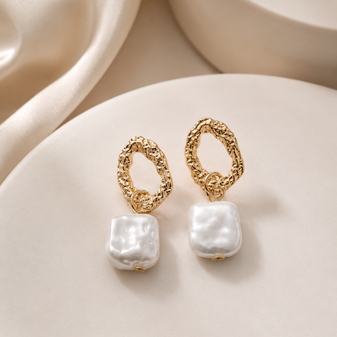 Earrings 047